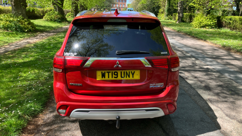 Mitsubishi Outlander 2.4 PHEV 4h 5dr Auto Estate